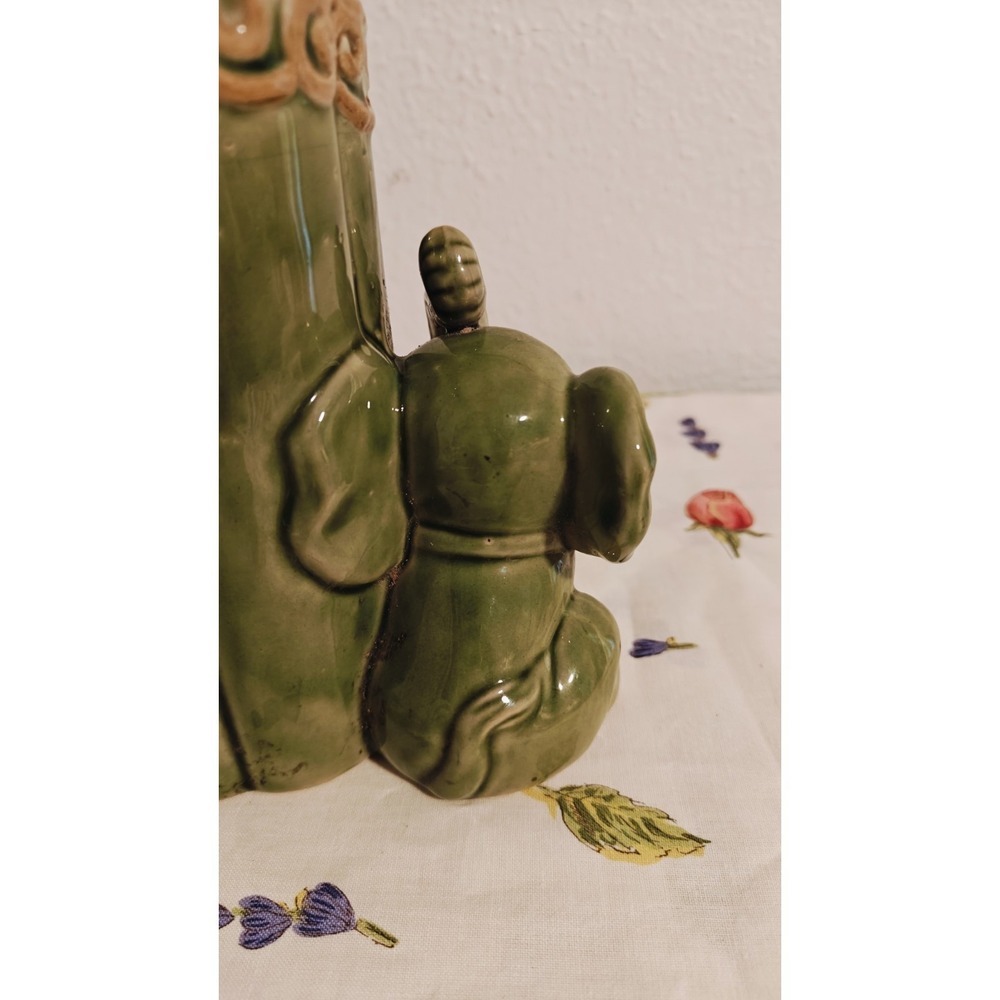 Vintage Baby Elephant Green Ceramic Vase/Planter Asian Motif - Picture 5 of 8